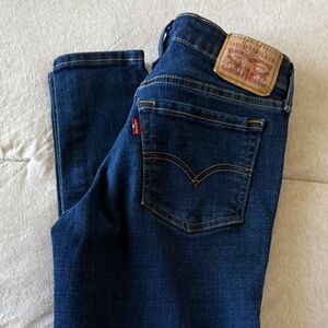 Levi's Women's Dark Blue Skinny Jeans- 711